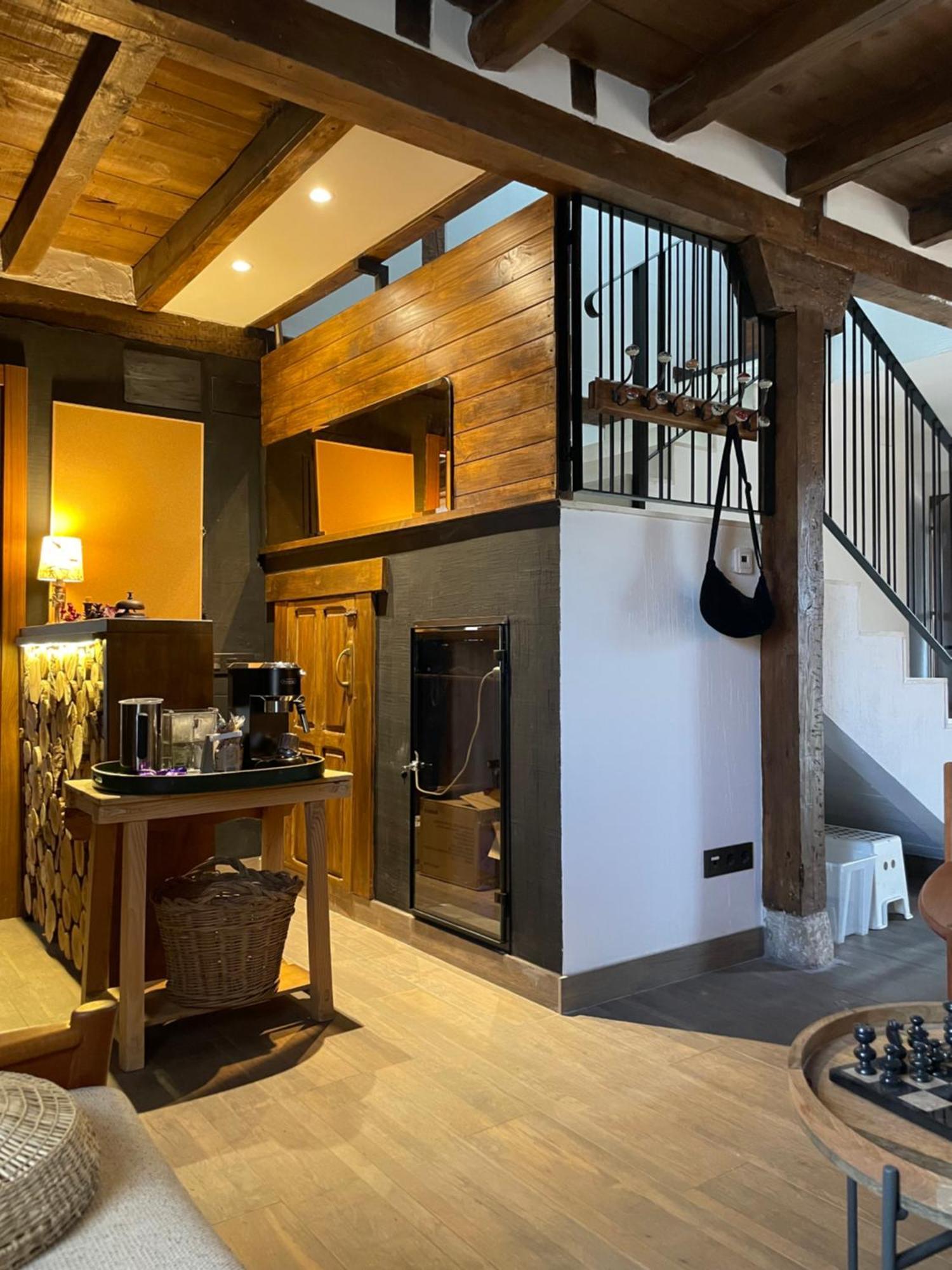 La Casa Del Cantero Pinilla del Valle ภายนอก รูปภาพ