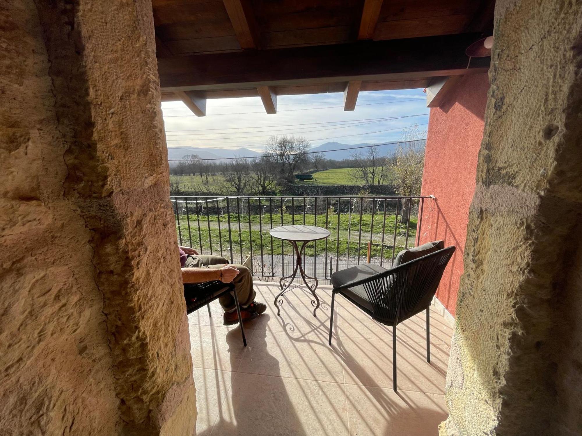 La Casa Del Cantero Pinilla del Valle ภายนอก รูปภาพ
