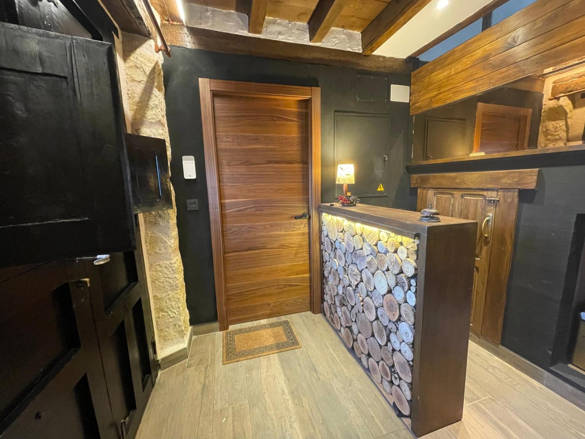 La Casa Del Cantero Pinilla del Valle ภายนอก รูปภาพ