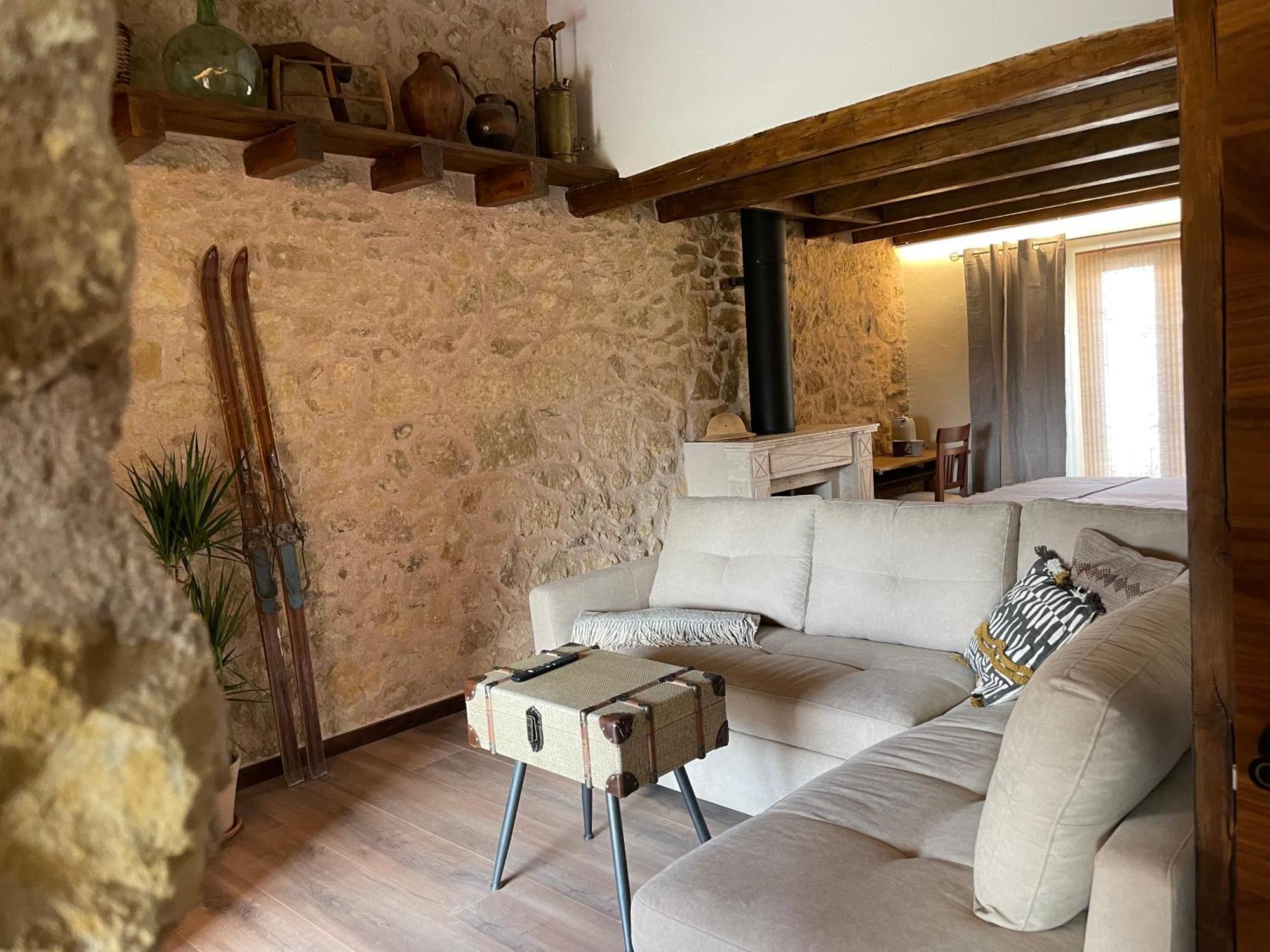 La Casa Del Cantero Pinilla del Valle ภายนอก รูปภาพ