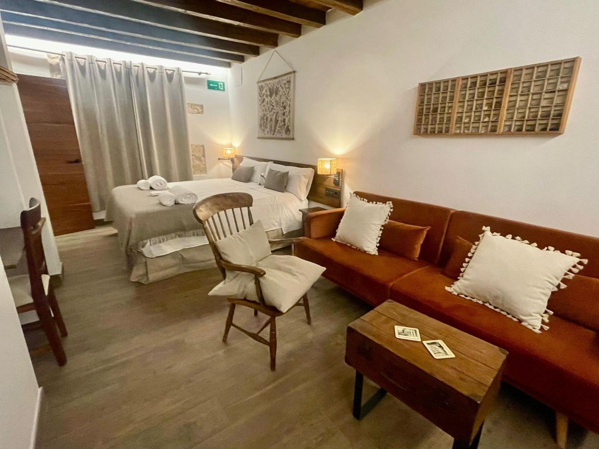 La Casa Del Cantero Pinilla del Valle ภายนอก รูปภาพ